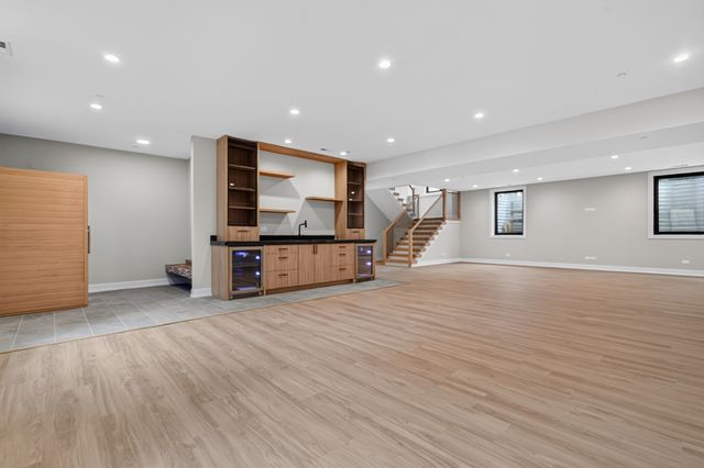 1841 Western Avenue, Northbrook, IL 60062