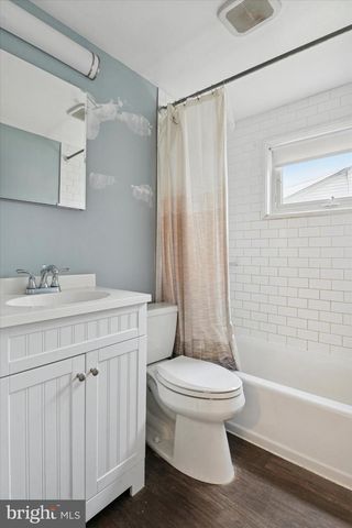 402 MARIANNA DR, Wilmington, DE 19803