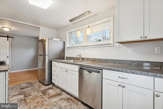 402 MARIANNA DR, Wilmington, DE 19803