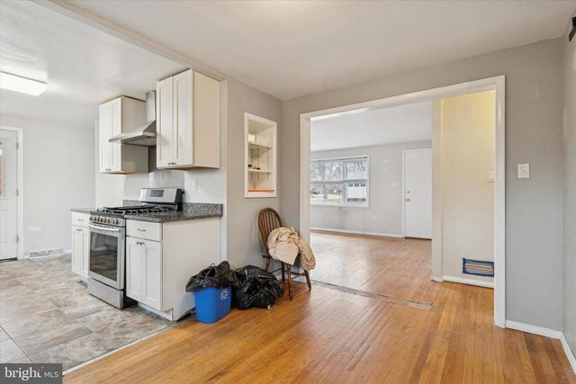 402 MARIANNA DR, Wilmington, DE 19803