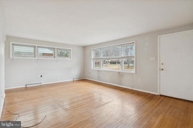 402 MARIANNA DR, Wilmington, DE 19803