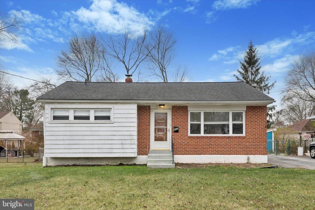 402 MARIANNA DR, Wilmington, DE 19803