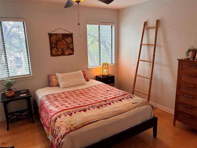6810 Deatonhill DR 217, Austin, TX 78745