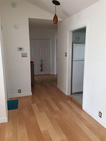 6810 Deatonhill DR 217, Austin, TX 78745