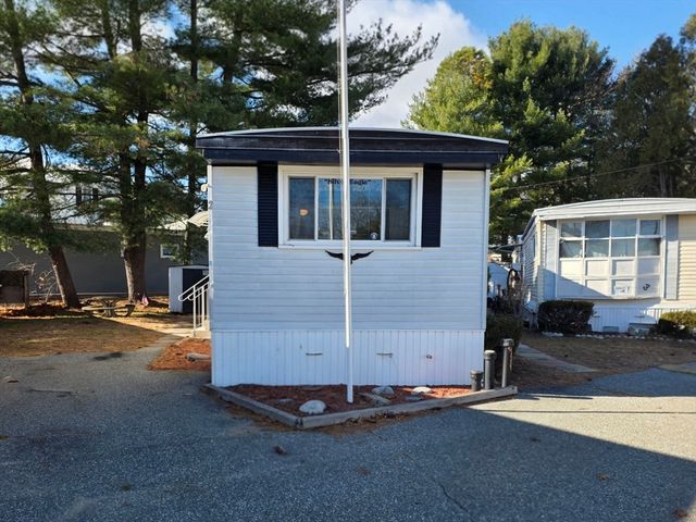 1760 Westover Rd 2, Chicopee, MA 01020