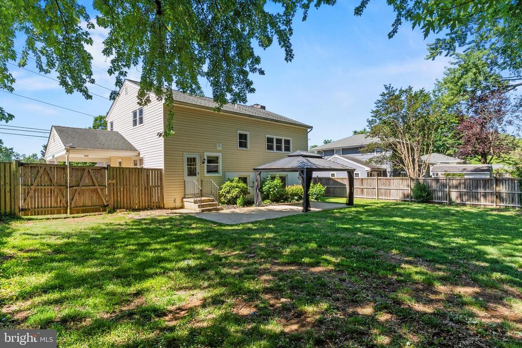 Image 23 of property listing at 1602 CEDAR PARK RD, Annapolis, MD 21401