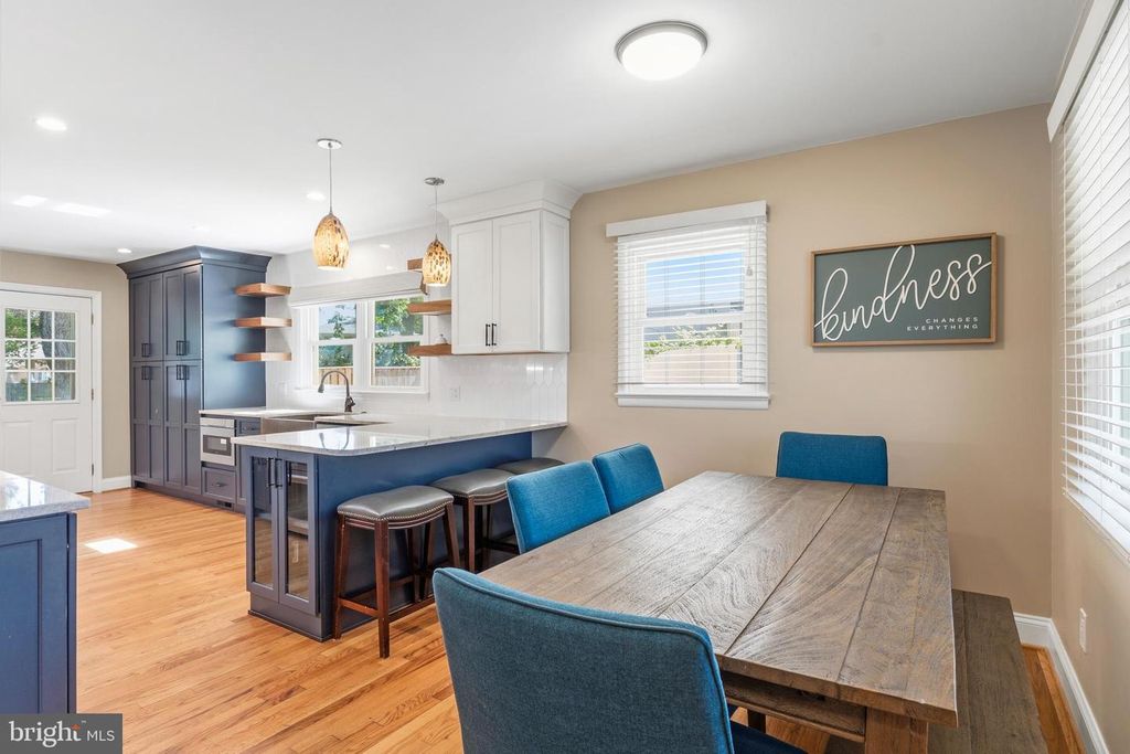 Image 7 of property listing at 1602 CEDAR PARK RD, Annapolis, MD 21401
