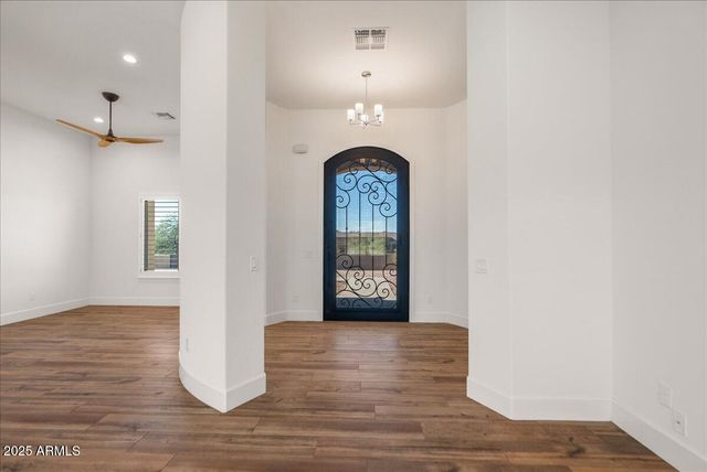 3117 N 77TH Street, Mesa, AZ 85207