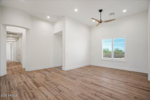 3117 N 77TH Street, Mesa, AZ 85207