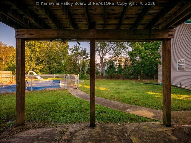 7 Lafayette Circle, Hurricane, WV 25526