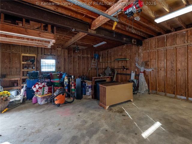 7 Lafayette Circle, Hurricane, WV 25526