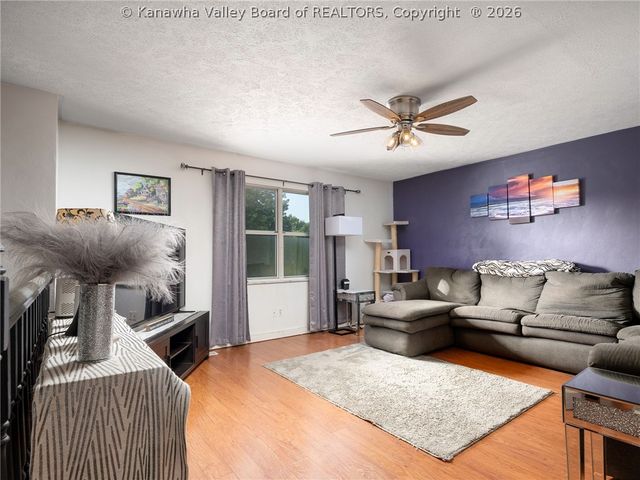 7 Lafayette Circle, Hurricane, WV 25526