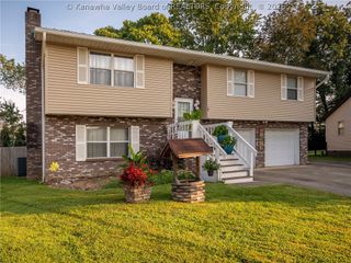 7 Lafayette Circle, Hurricane, WV 25526