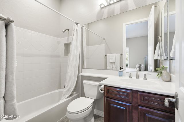 4353 E SANTA FE Court, Gilbert, AZ 85297