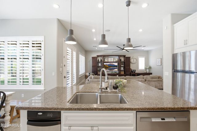 4353 E SANTA FE Court, Gilbert, AZ 85297