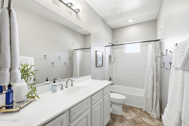 4353 E SANTA FE Court, Gilbert, AZ 85297
