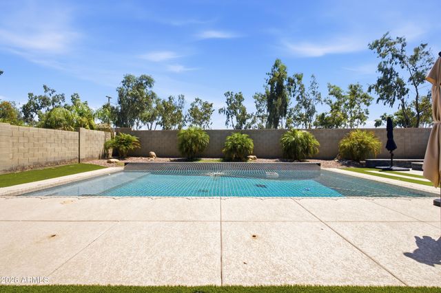 4353 E SANTA FE Court, Gilbert, AZ 85297
