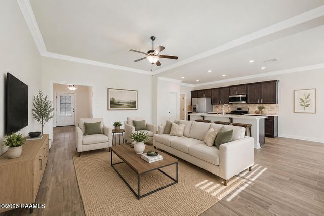206 Sparrowhawk Street, Broussard, LA 70518
