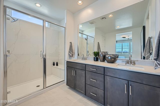 10202 E ULYSSES Avenue, Mesa, AZ 85212