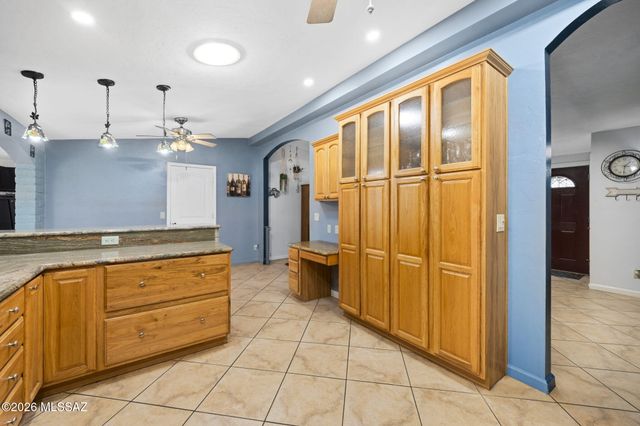 7386 N Dickinson, Tucson, AZ 85741