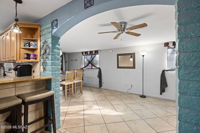 7386 N Dickinson, Tucson, AZ 85741