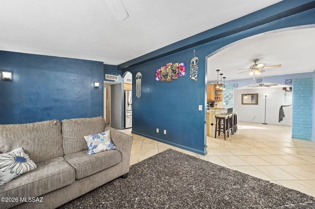 7386 N Dickinson, Tucson, AZ 85741