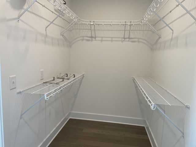 1041 E Trinity Ln Apt 412, Nashville, TN 37216