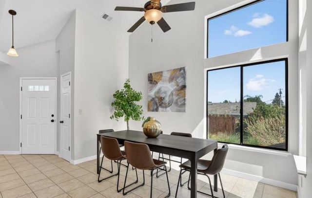 2489 Knollwood Dr, Cameron Park, CA 95682