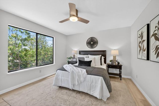 2489 Knollwood Dr, Cameron Park, CA 95682