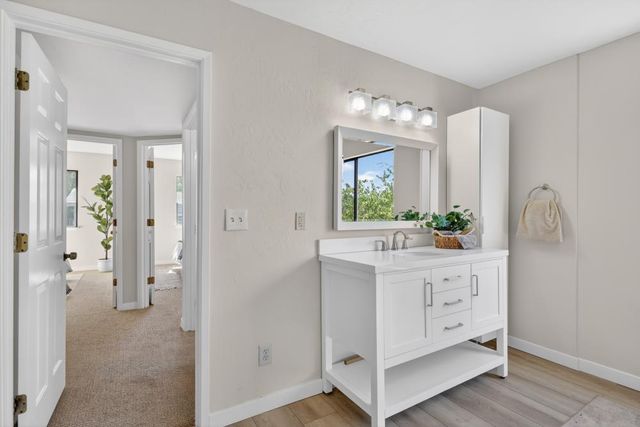 2489 Knollwood Dr, Cameron Park, CA 95682