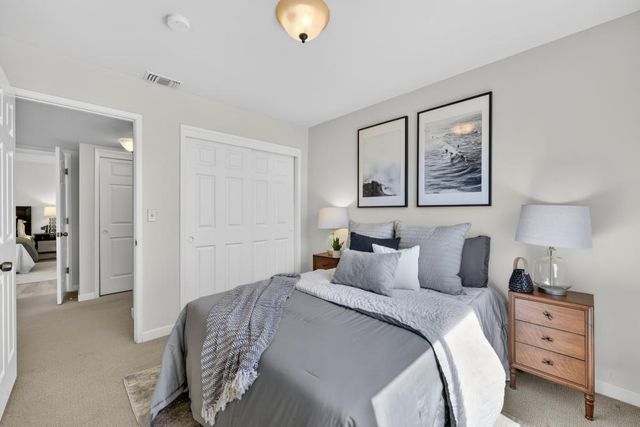 2489 Knollwood Dr, Cameron Park, CA 95682