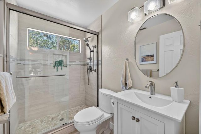 2489 Knollwood Dr, Cameron Park, CA 95682