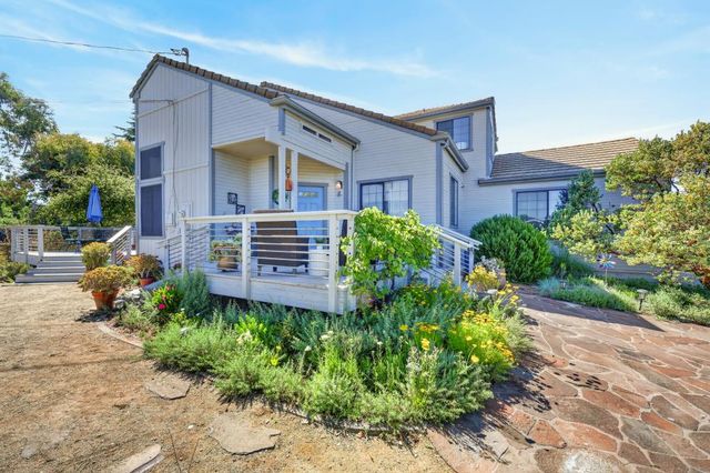 2489 Knollwood Dr, Cameron Park, CA 95682