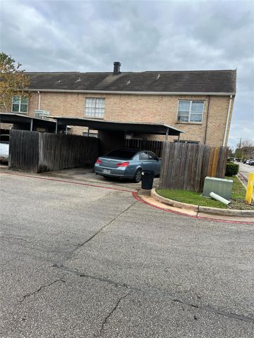 84 W Park West Drive, Houston, TX 77072