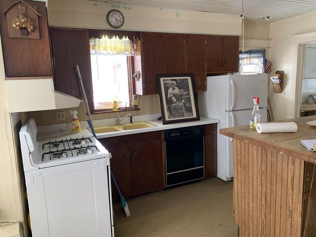 N6467 COUNTY ROAD M, Westfield, WI 53964