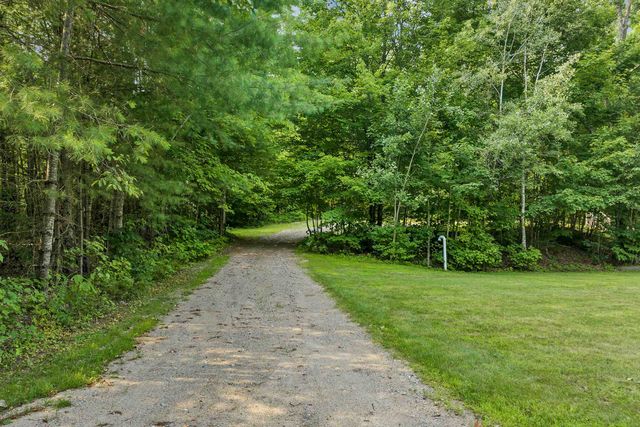 151-155 Mill Brook Road, Thornton, NH 02385