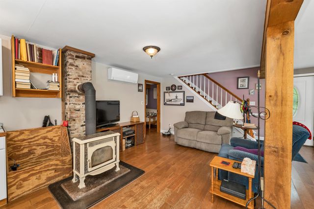 151-155 Mill Brook Road, Thornton, NH 02385