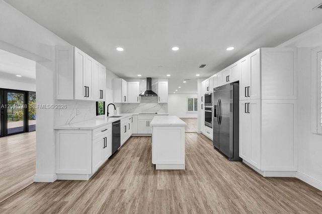 9261 SW 85th St, Miami, FL 33173