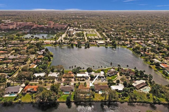 9261 SW 85th St, Miami, FL 33173