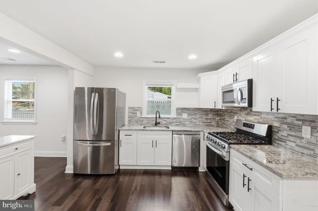 4321 39TH PL, Brentwood, MD 20722