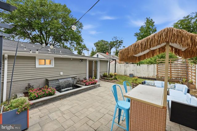4321 39TH PL, Brentwood, MD 20722