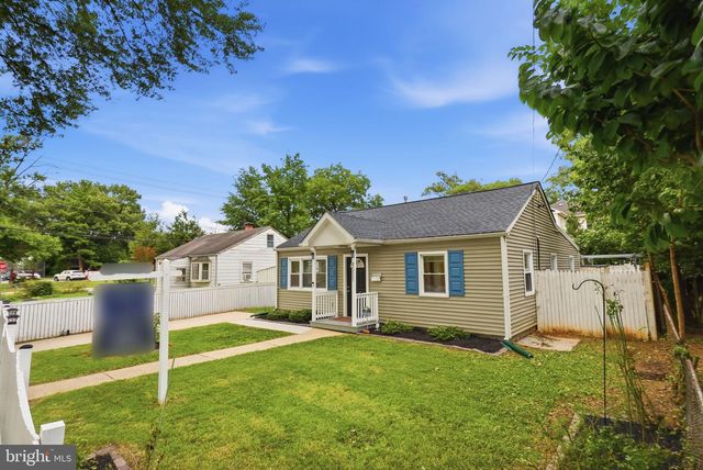 4321 39TH PL, Brentwood, MD 20722