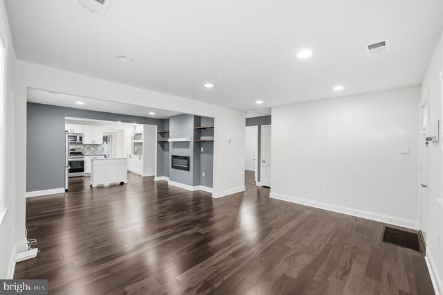 4321 39TH PL, Brentwood, MD 20722