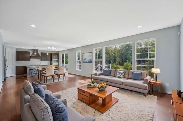 124 REGENTS, Stafford, VA 22554