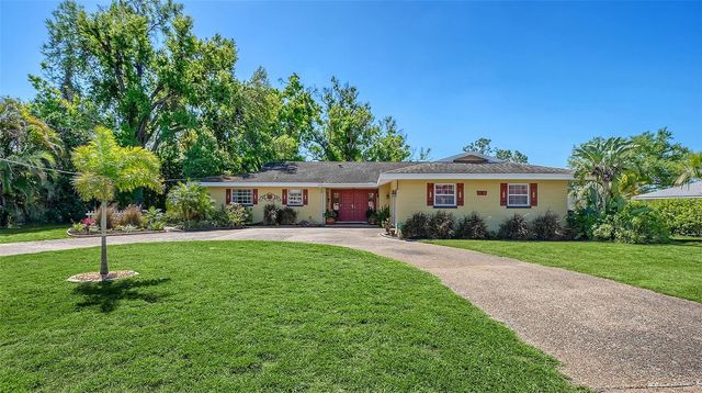 836 MAGELLAN DRIVE, Sarasota, FL 34243