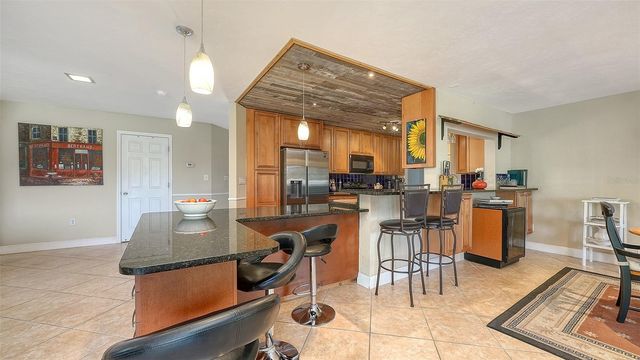 836 MAGELLAN DRIVE, Sarasota, FL 34243