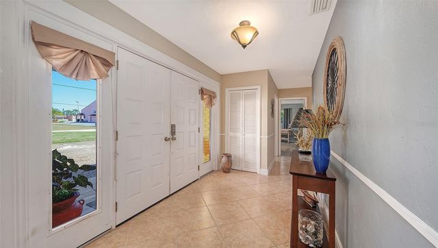 836 MAGELLAN DRIVE, Sarasota, FL 34243