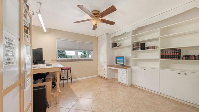 836 MAGELLAN DRIVE, Sarasota, FL 34243