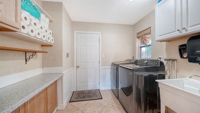 836 MAGELLAN DRIVE, Sarasota, FL 34243