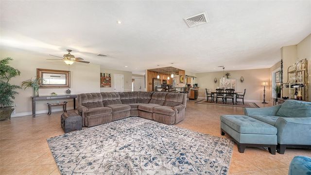 836 MAGELLAN DRIVE, Sarasota, FL 34243